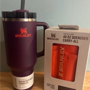 Stanley 40oz quencher h20 plum and orange carry all crossbody strap NWT